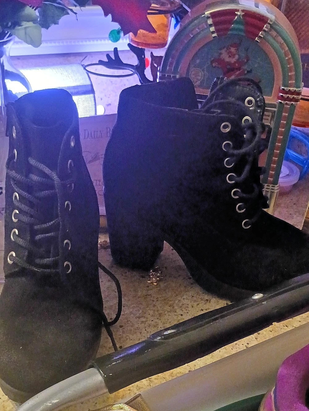 Black Lace-Up Ankle Booties W. Zipper